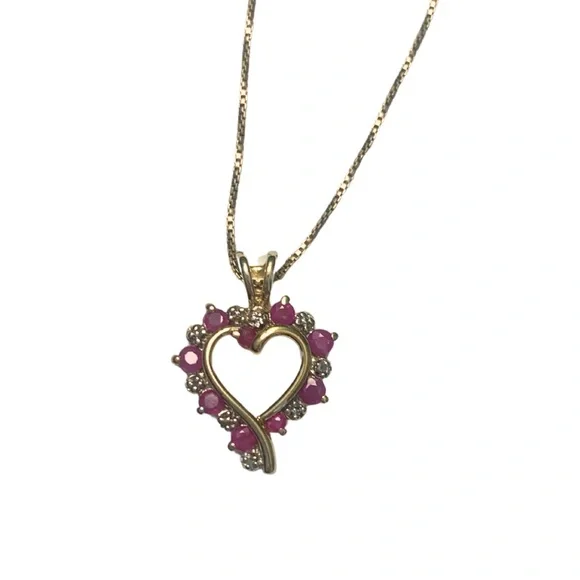 Gold Sparkle Ruby Heart Pendant Necklace 925 Silver Macy’s - Picture 2 of 9